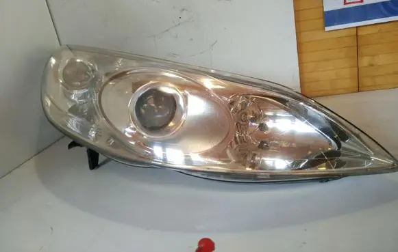 Peugeot 407 Headlight/headlamp 0301213202