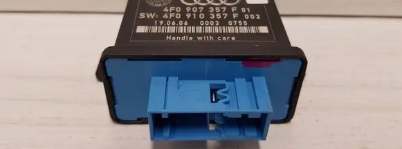 Audi A6 S6 C6 4F Light module LCM 4F0907357E 5DF00888627 4F0910357F