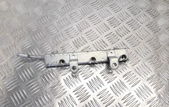 Opel Agila B Fuel main line pipe 8930U