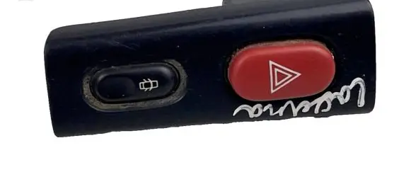 Renault Laguna I Hazard light switch