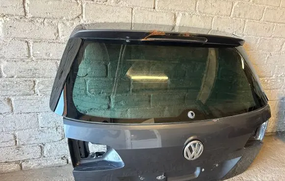 Volkswagen PASSAT B7 Tailgate/trunk/boot lid 3AF827159