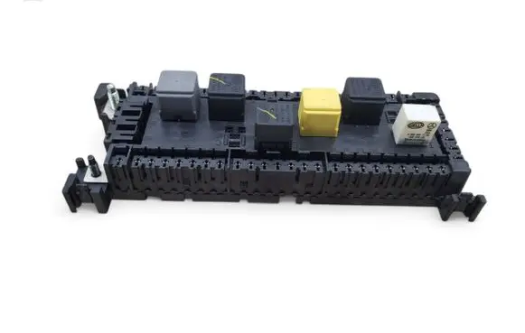 Mercedes-Benz ML W166 Fuse module A1669063901