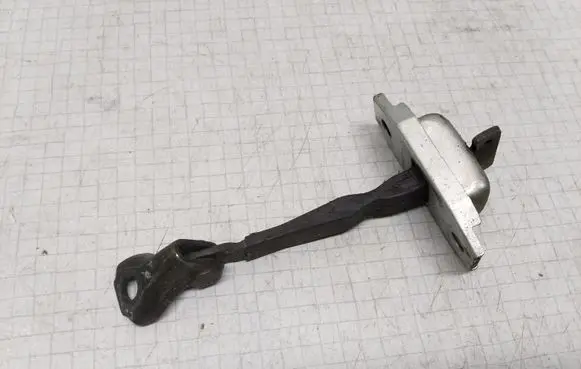Toyota Yaris Verso Front door check strap stopper