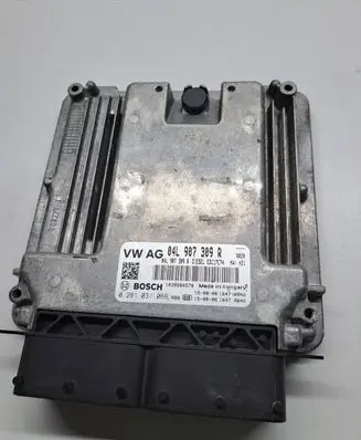 Volkswagen PASSAT B8 Engine control unit/module 04L907309R 0281031066