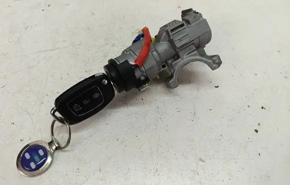 Hyundai i20 (BC3 BI3) Ignition lock