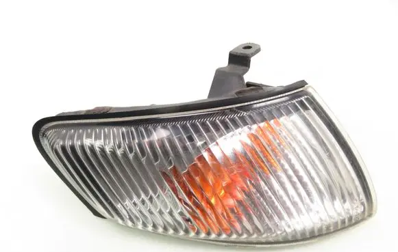 Mazda 626 Front indicator light 21061822