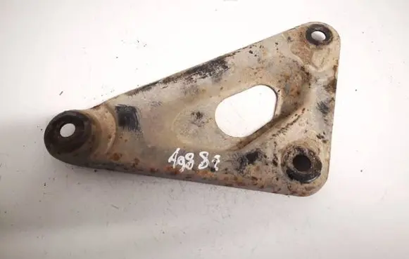Opel Astra H Engine mounting bracket