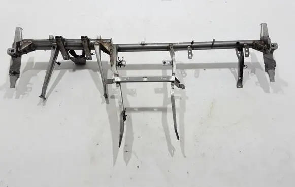 Volvo XC40 Dashboard cross member/frame bar 31442344