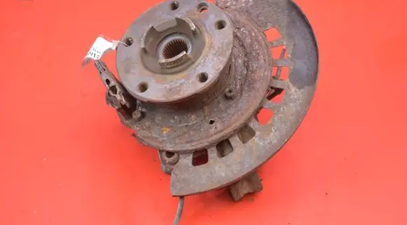 Front wheel hub spindle knuckle