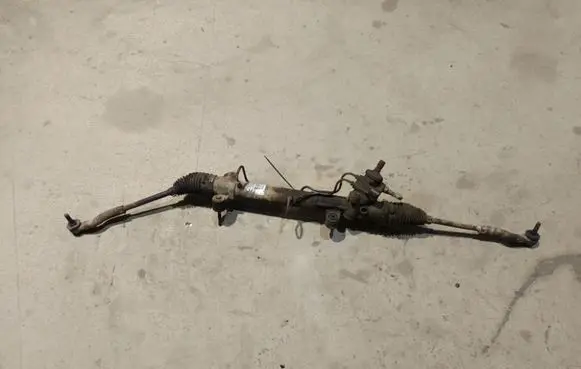 Toyota Avensis Verso Steering rack