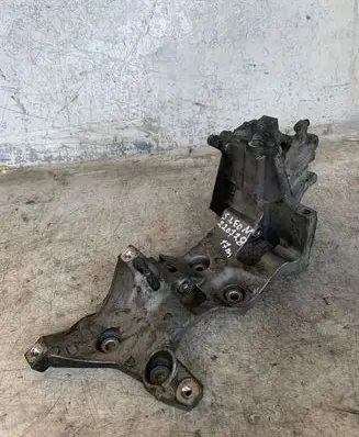Seat Leon (5F) Fuel pump bracket 04l903143
