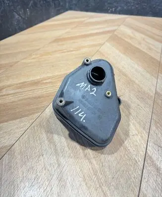 Mercedes-Benz E W211 Vacuum air tank A6481410186