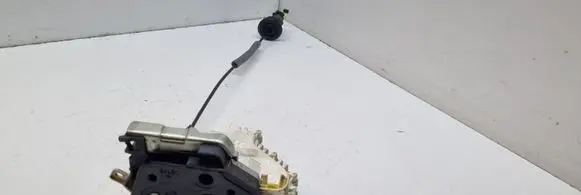 Audi A1 Front door lock 8X1837015