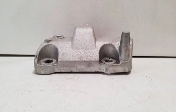 Polestar 2 Engine mounting bracket 31686307