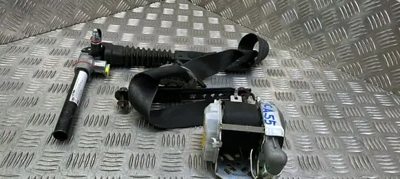 KIA Sorento Front seatbelt 888202P410VA 888252P410