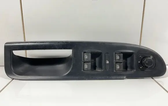Volkswagen PASSAT B6 Electric window control switch 1K4959857B 113801S 1K0959565L