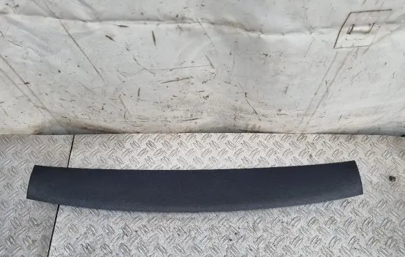 Volkswagen Golf VII Tailgate/trunk upper cover trim 5G6867715A 5G6867715