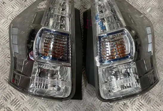 Toyota Prius+ (ZVW40) Rear/tail lights set 8155147140 ZVW41