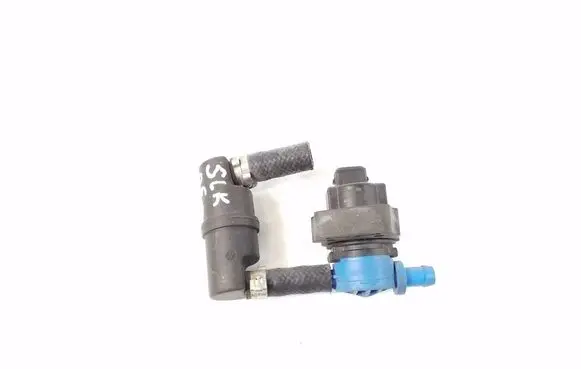 Mercedes-Benz SLK R171 Valve A0004703693