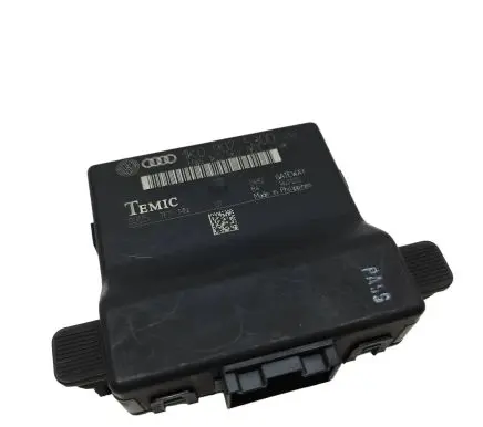 Audi A3 S3 8P Gateway control module 1K0907530D 1K0907951