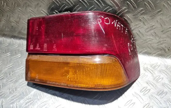 Hyundai Sonata Rear/tail lights 6R01911 023509