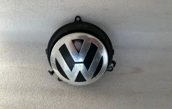 Volkswagen PASSAT B6 Tailgate/trunk/boot exterior handle 1K0827469D