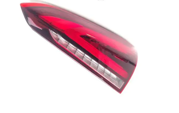Tailgate rear/tail lights