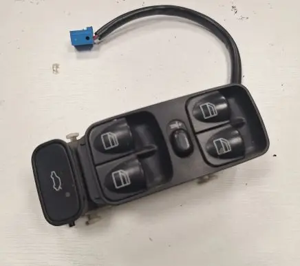 Mercedes-Benz C W203 Electric window control switch 501809 A2038200110 080501N