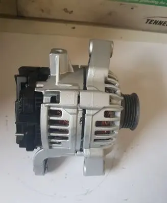 Opel Zafira A Generator/alternator 0124225024 09133600