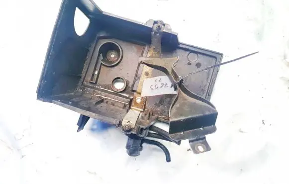 Volvo V50 Battery box tray 30667941