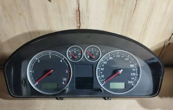 Volkswagen Sharan Speedometer (instrument cluster) 7M3920820D YM2110849ABB 2411000288