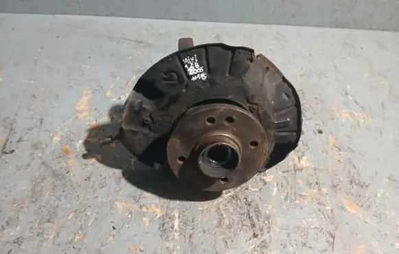 Mini One - Cooper R50 - 53 Front wheel hub 62165410
