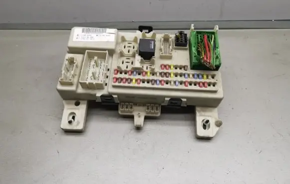 Ford Focus Fuse module 4M5T14A073BJ