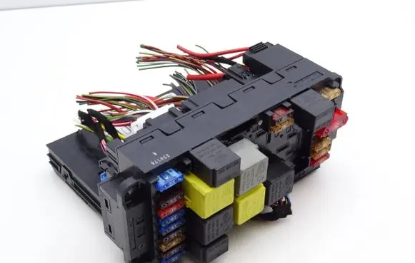 Mercedes-Benz C W203 Fuse box set 0025459301