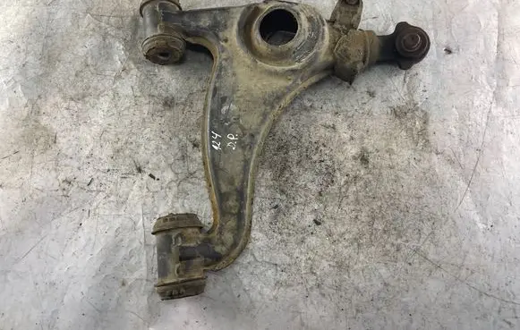 Mercedes-Benz E W124 Front lower control arm/wishbone