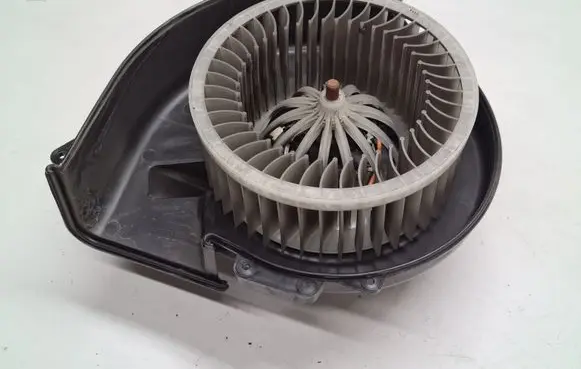 Seat Ibiza IV (6J,6P) Heater fan/blower 6R1819015