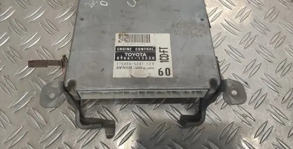 Toyota Corolla E120 E130 Engine control unit/module 8966113230