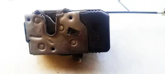 Opel Astra G Front door lock 24444012ET 24444012