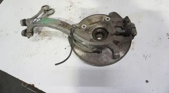 Audi A4 S4 B8 8K Front wheel hub spindle knuckle