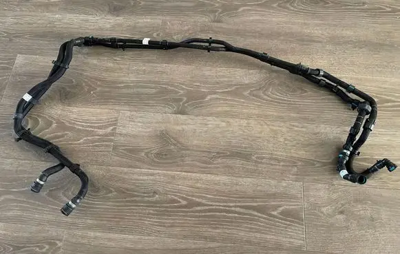 Land Rover Discovery Sport Air intake hose/pipe M8D28D282AA LK728D156AC