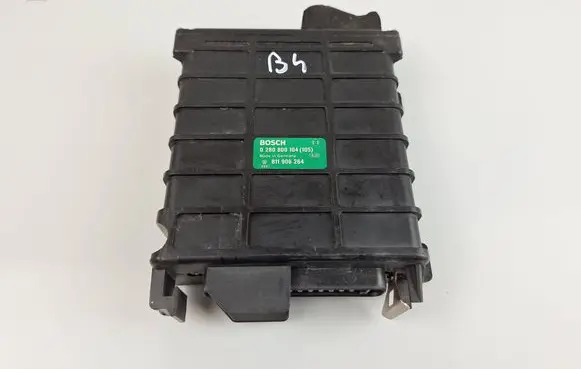 Volkswagen Golf II Engine control unit/module 811906264 0280800104