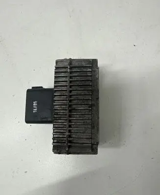 Opel Vectra C Glow plug pre-heat relay 51299018A