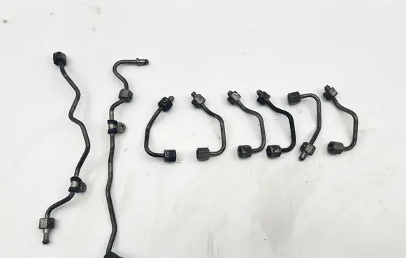 Mercedes-Benz E W212 Fuel injector supply line/pipe 
