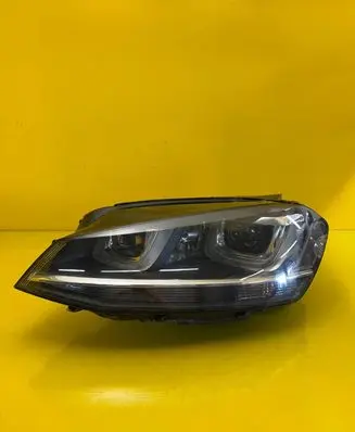 Volkswagen Golf Sportsvan Headlight/headlamp 517941753B