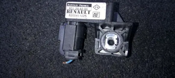 Renault Scenic II - Grand scenic II Airbag deployment crash/impact sensor 8200411025 601298200