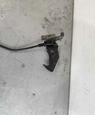 Jaguar XE Engine bonnet/hood lock/latch loop/hook T4N3060
