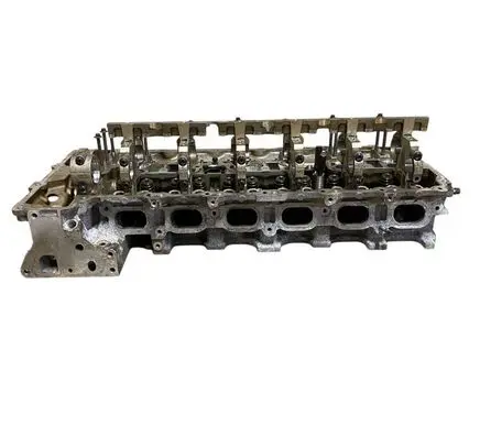 BMW 5 F10 F11 Engine head 7568270 2621599