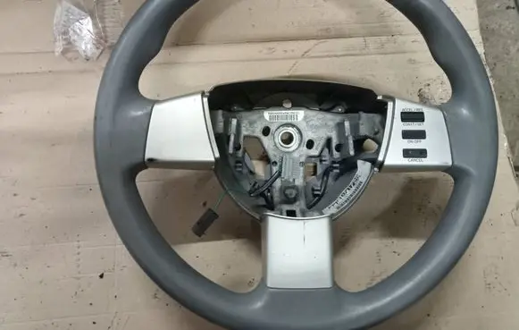 Nissan Quest Steering wheel 484305Z005