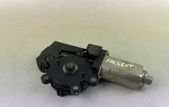 Subaru Forester SG Sunroof motor/actuator 65450SA001