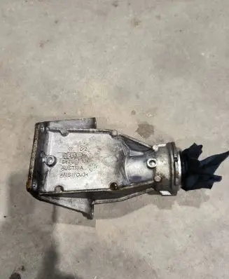 BMW X3 G01 Engine mounting bracket 59280110 8639383 A1S19CU3